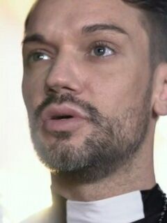 Secret Christmas Present (Dale Kuda